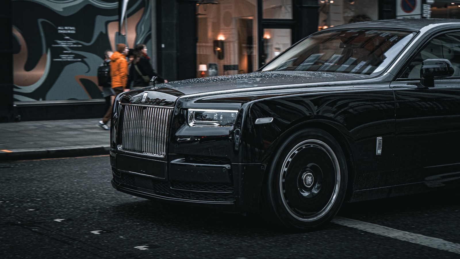 Rolls-Royce Phantom